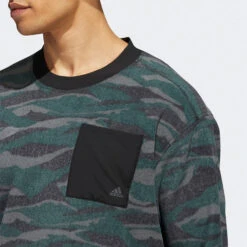 Adidas Texture Print Crew Golf Sweater -Golf Apparel Store Adidas AW22 Texture Print Crewneck HF6523 SWADI320 Black Grey Six Shadow Green Model 2