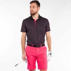 Galvin Green Mayson Golf Polo Shirt -Golf Apparel Store Galvin Green SS22 Mayson Polo Shirt G126797 Code SHGAL538 M Black Pink model 1