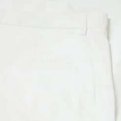 J.Lindeberg Kim Golf Shorts -Golf Apparel Store J.Lindeberg SS22 Kim Golf Shorts GMPA06305 0000 Code TSLIN020 34 W White Detail